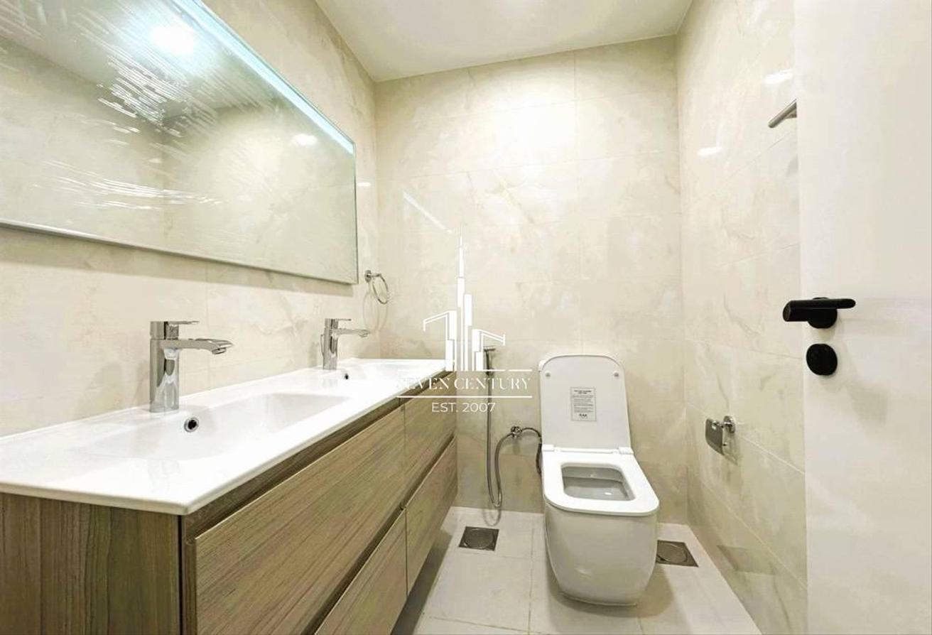 Full park & Pool View | Fully upgraded | Renovated photo 19