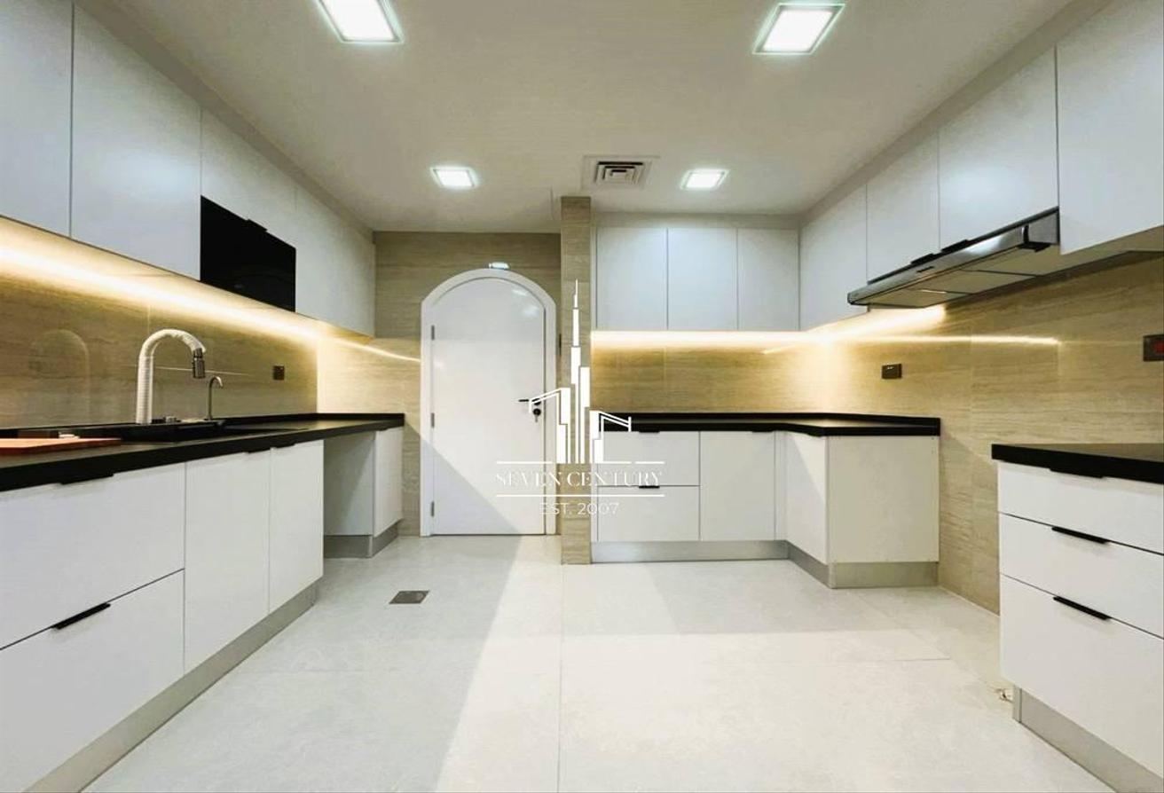 Full park & Pool View | Fully upgraded | Renovated photo 13