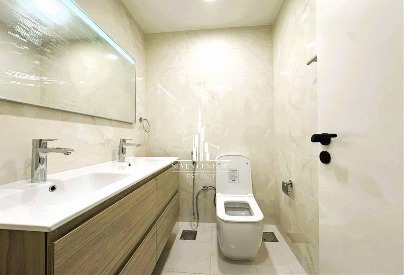 Full park & Pool View | Fully upgraded | Renovated photo 16