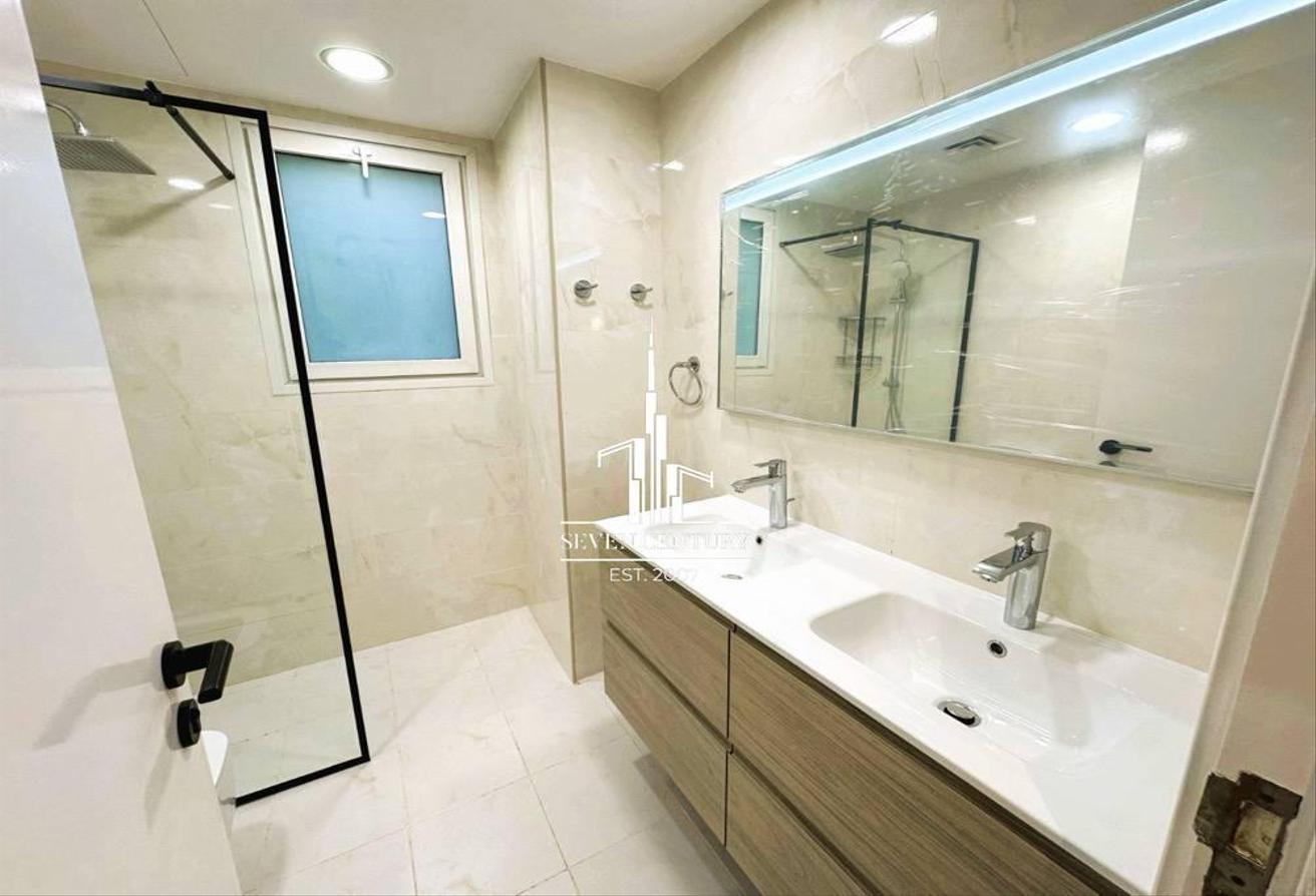 Full park & Pool View | Fully upgraded | Renovated photo 20