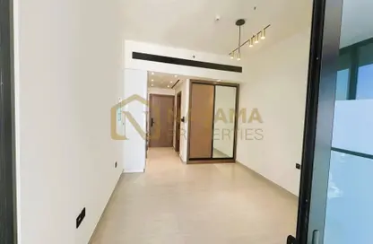 شقة - 1 حمام للايجار في بن غاطي لافندر - الضاحية 10 - قرية جميرا الدائرية - دبي