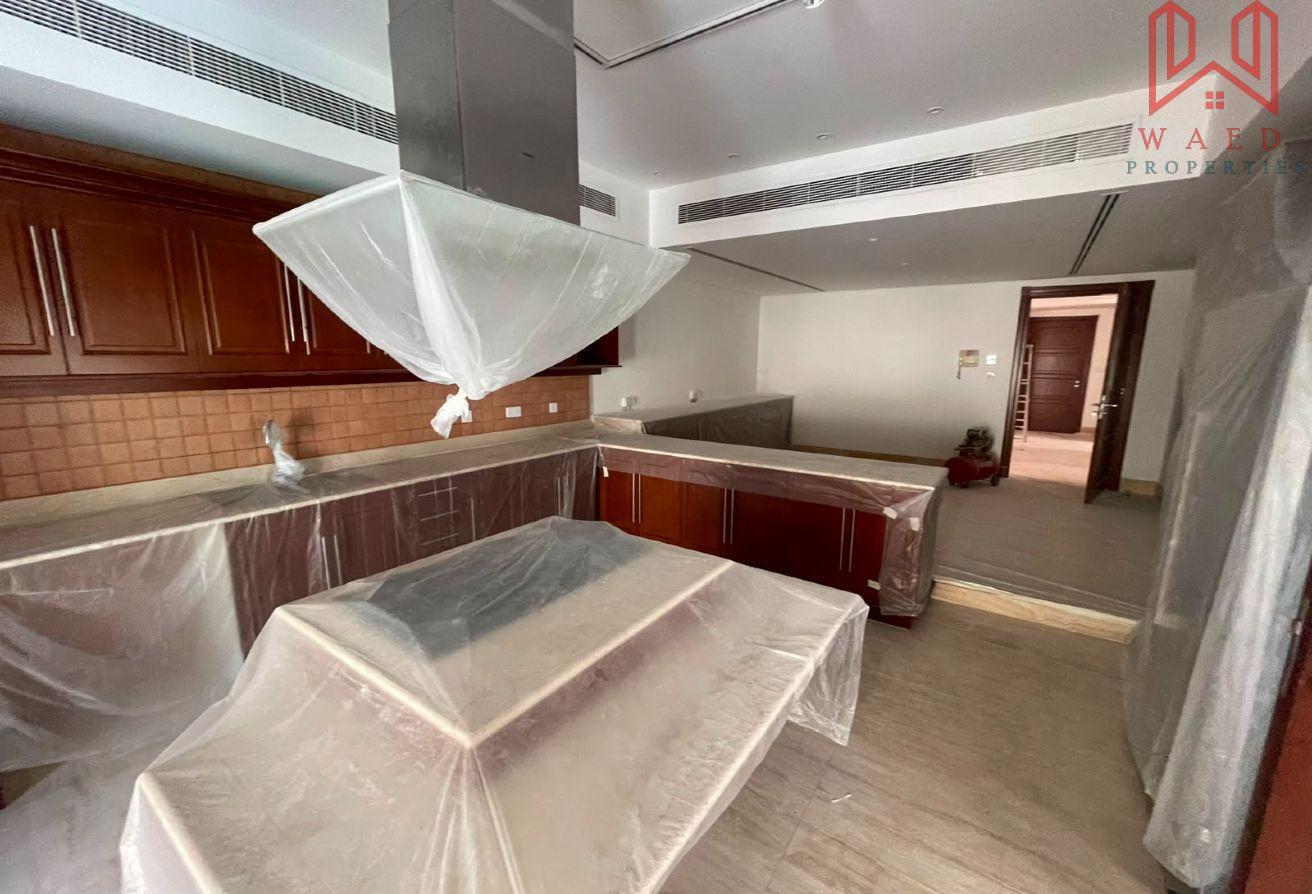 Prestigious 4BR Villa|Private Garden|Ready to Move photo 14