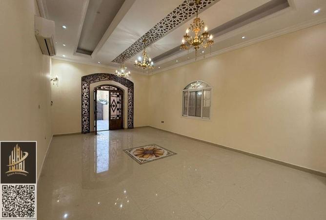 54014962 - Property Image 2