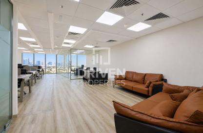 Office Space - Studio for rent in Crystal Tower - Business Bay - Dubai