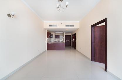 Apartment - 1 Bedroom - 2 Bathrooms for sale in Oasis Tower 1 - Dubai Sports City - Dubai