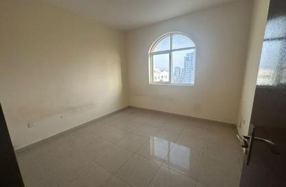 Apartment - 2 Bedrooms - 2 Bathrooms for rent in Qasimia 10 building - Al Mahatta - Al Qasimia - Sharjah