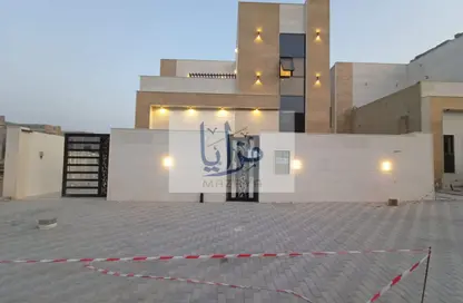 فيلا - 4 غرف نوم - 6 حمامات للبيع في الحليو 2 - الحليو - عجمان