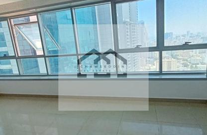 شقة - 2 غرف نوم - 2 حمامات للبيع في مساكن كورنيش عجمان - طريق كورنيش عجمان - عجمان