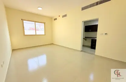 Apartment - 1 Bathroom for rent in Mohamed Bin Zayed Centre - Mohamed Bin Zayed City - Abu Dhabi