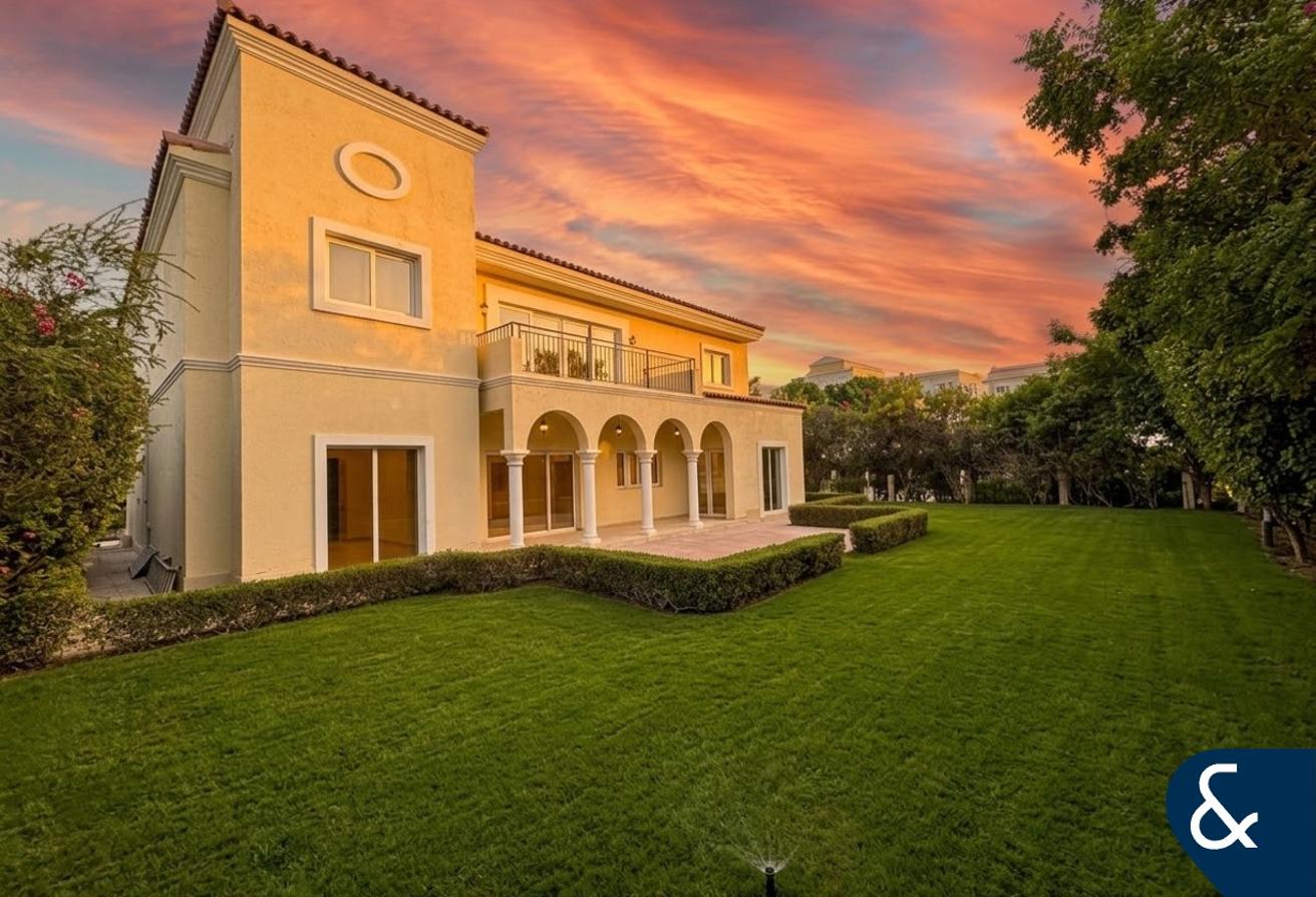 Exclusive | Vacant | Immaculate | 5 Bedrooms photo 11