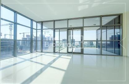Apartment - 3 Bedrooms - 3 Bathrooms for rent in Golf Panorama B - Golf Panorama - Golf Town - DAMAC Hills - Dubai