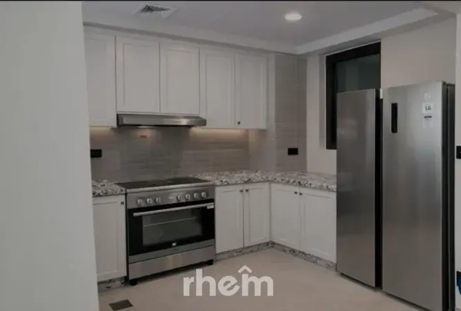 126099101 - Property Image 3