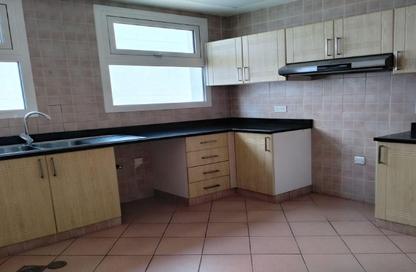 Apartment - 2 - 3 for rent in Jumeirah Apartments - Jumeirah 1 - Jumeirah - Dubai