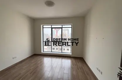 Apartment - 2 Bedrooms - 2 Bathrooms for rent in Zakhir Tower 3 - Zakhir Towers - Al Taawun - Sharjah