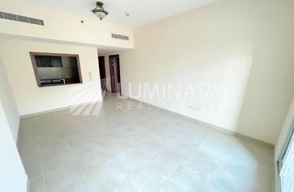 Apartment - 1 Bedroom - 2 Bathrooms for rent in Mazaya 5 - Queue Point - Liwan - Dubai
