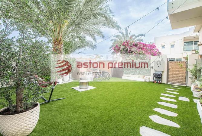 76965397 - Property Image 2