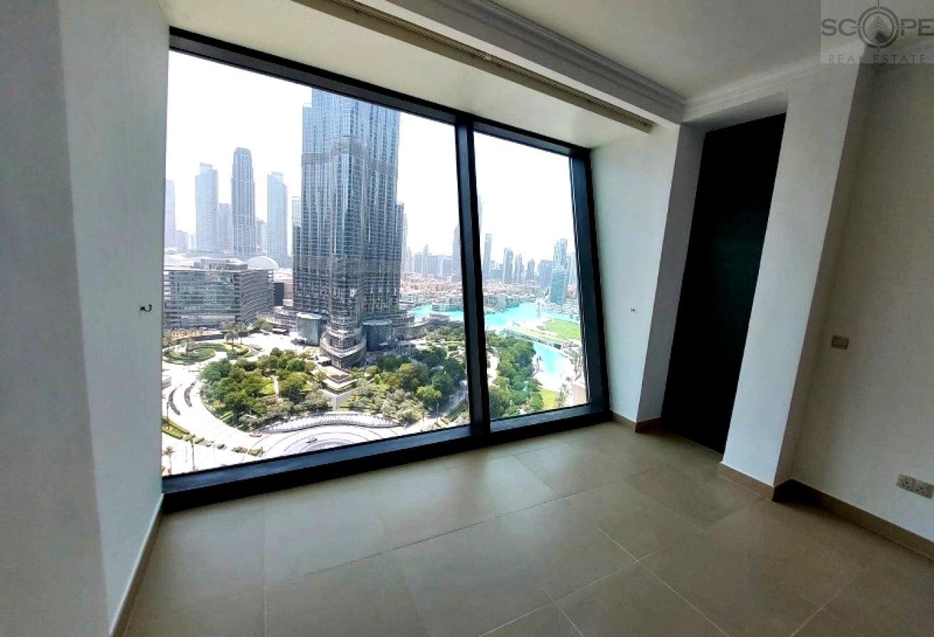Unobstructed Burj Khalifa and Fountain View photo 5