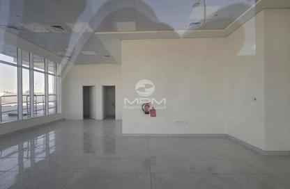 Retail - Studio for rent in Madinat Al Riyad - Abu Dhabi