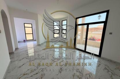 Apartment - 4 Bedrooms - 6 Bathrooms for rent in Al Falaj - Al Riqqa - Sharjah Apartment - 4 Bedrooms - 6 Bathrooms for rent in Al Falaj - Al Riqqa - Sharjah