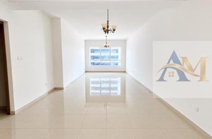 Apartment - 3 - 3 for rent in Al Khan Corniche - Al Khan - Sharjah
