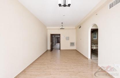 Apartment - 1 - 2 for rent in Muwaileh 29 Building - Muwaileh - Sharjah
