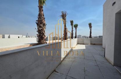 Whole Building - 7+ Bedrooms - 7+ Bathrooms for sale in AlFalah - Muwaileh Commercial - Sharjah