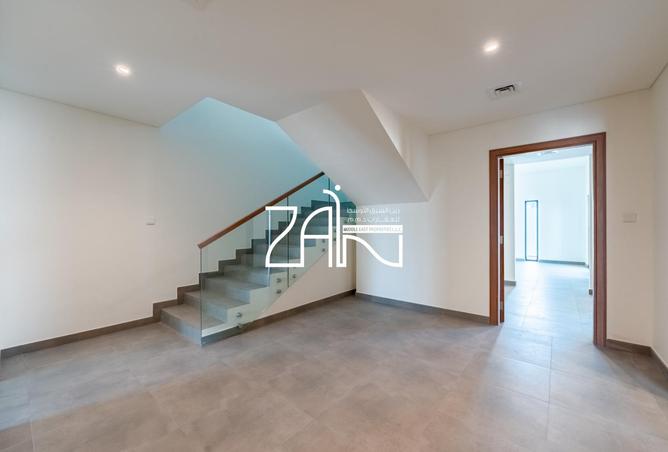 60126353 - Property Image 3