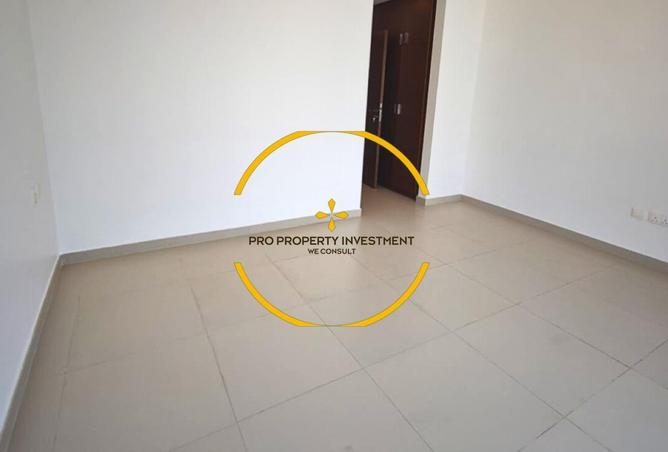 78190106 - Property Image 3