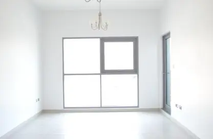 Apartment - 1 Bedroom - 2 Bathrooms for rent in Al Muraqqabat - Deira - Dubai