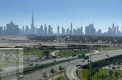 Apartment - 2 Bedrooms - 3 Bathrooms for sale in Creek Views 2 - Dubai Healthcare City 2 - Al Jaddaf - Dubai