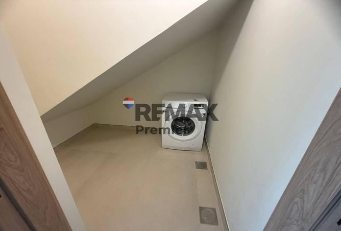 105976627 - Property Image 3