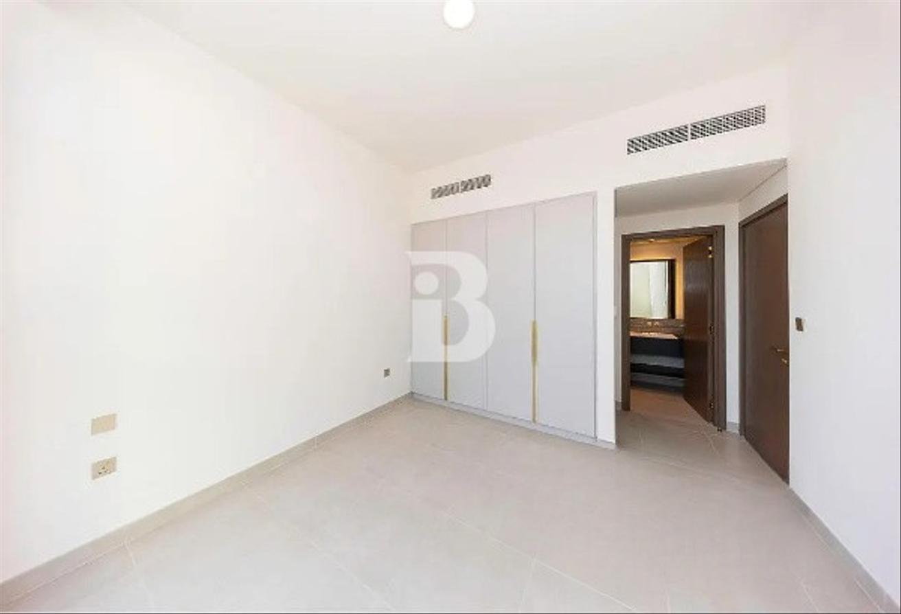 Elie Saab Designer Villa | Park Views photo 3