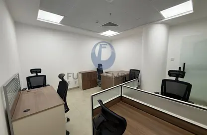 مكتب - استوديو - 2 حمامات للايجار في A برج الخليج - عود ميثاء - بر دبي - دبي