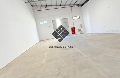 Warehouse - Studio - 1 Bathroom for rent in Umm Al Thuoob - Umm Al Quwain