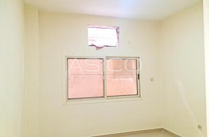 Apartment - Studio - 1 Bathroom for rent in Burj Nahar Building - Al Muteena - Deira - Dubai