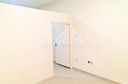 Apartment - Studio - 1 Bathroom for rent in Burj Nahar Building - Al Muteena - Deira - Dubai