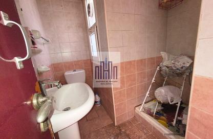 Apartment - Studio - 1 Bathroom for rent in Muwaileh - Sharjah