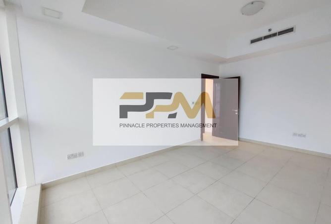 56945654 - Property Image 2