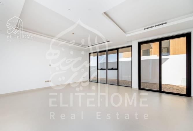 2PIXkauNO5Y - Property Image 3