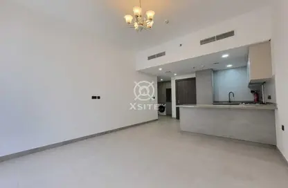 شقة - غرفة نوم - 2 حمامات للايجار في مساكن أواسيس فيستا - الضاحية 13 - قرية جميرا الدائرية - دبي