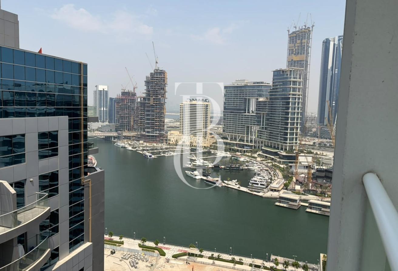 Corner Unit | Burj View | Keys in Hand photo 12