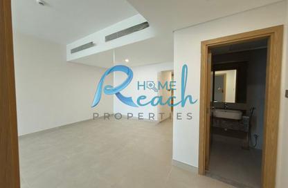 Apartment - 2 Bedrooms - 2 Bathrooms for sale in Radiant Square - City Of Lights - Al Reem Island - Abu Dhabi