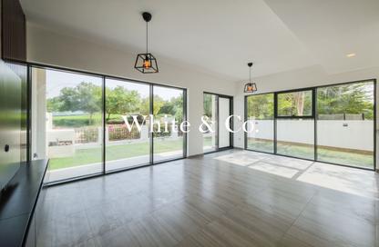 Townhouse - 4 - 4 for sale in Topanga - The Park Villas - Damac Hills - Dubai Townhouse - 4 - 4 for sale in Topanga - The Park Villas - Damac Hills - Dubai