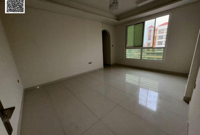 74241132 - Property Main Image