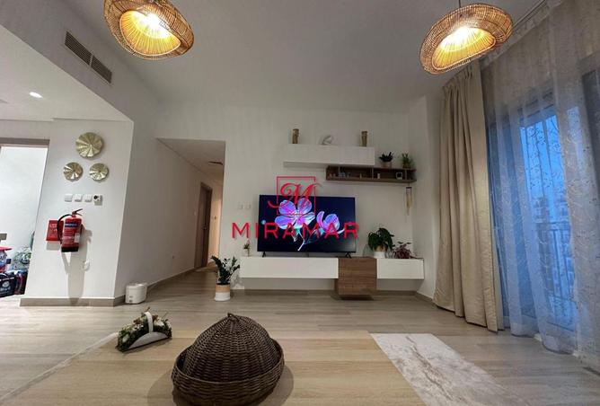 75015987 - Property Image 3