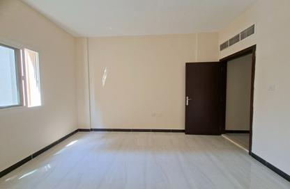 Apartment - 1 - 1 for rent in Fire Station Road - Muwaileh - Sharjah