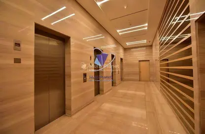 شقة - 3 غرف نوم - 4 حمامات للايجار في شارع الكورنيش - أبوظبي