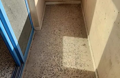 شقة - 2 غرف نوم - 2 حمامات للايجار في القاسمية - الشارقة