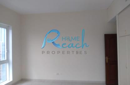 Apartment - 3 Bedrooms - 4 Bathrooms for rent in Golden Beach Tower - Corniche Road - Abu Dhabi