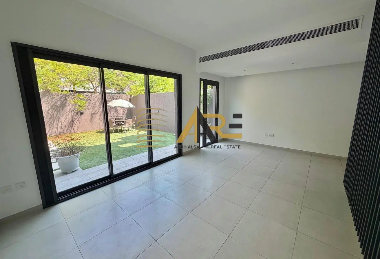 152828437 - Property Main Image